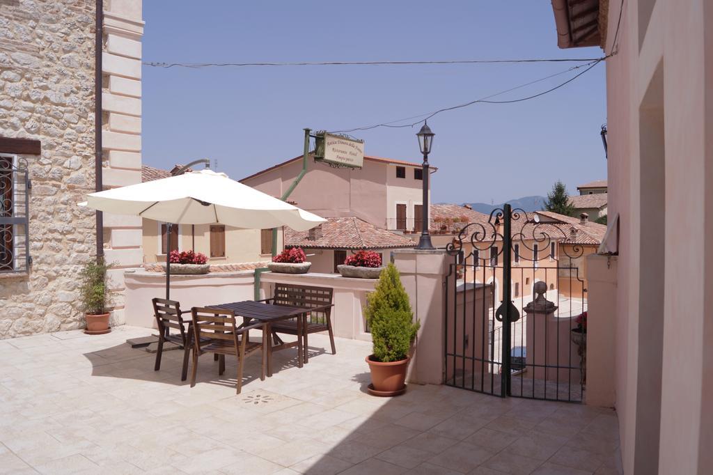 Hotel Dimora Della Fonte Greccio Exterior foto