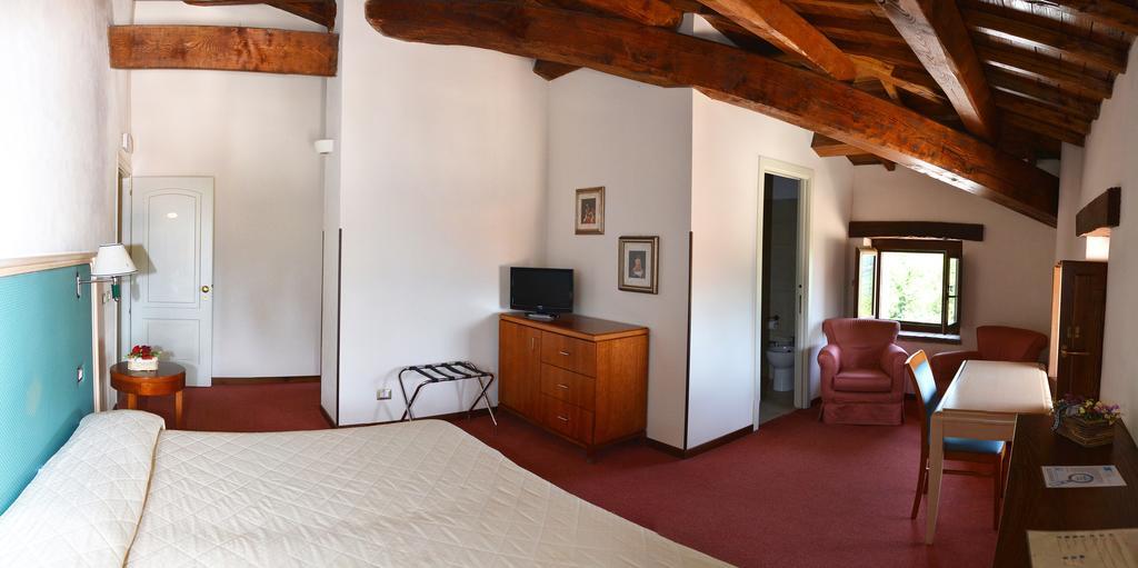 Hotel Dimora Della Fonte Greccio Exterior foto